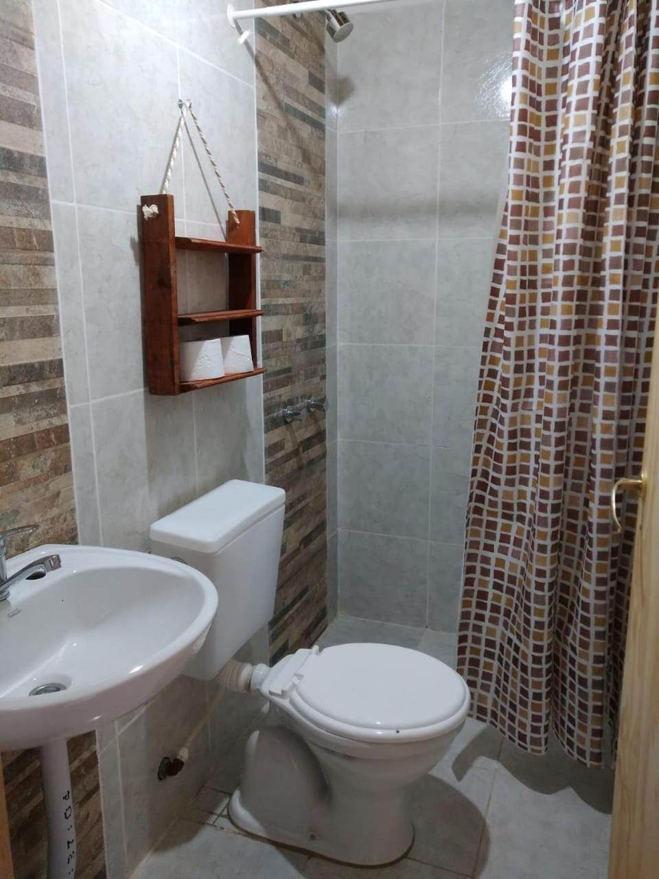 Hospedaje Puntos Cardinales Hostel Purmamarca Ngoại thất bức ảnh